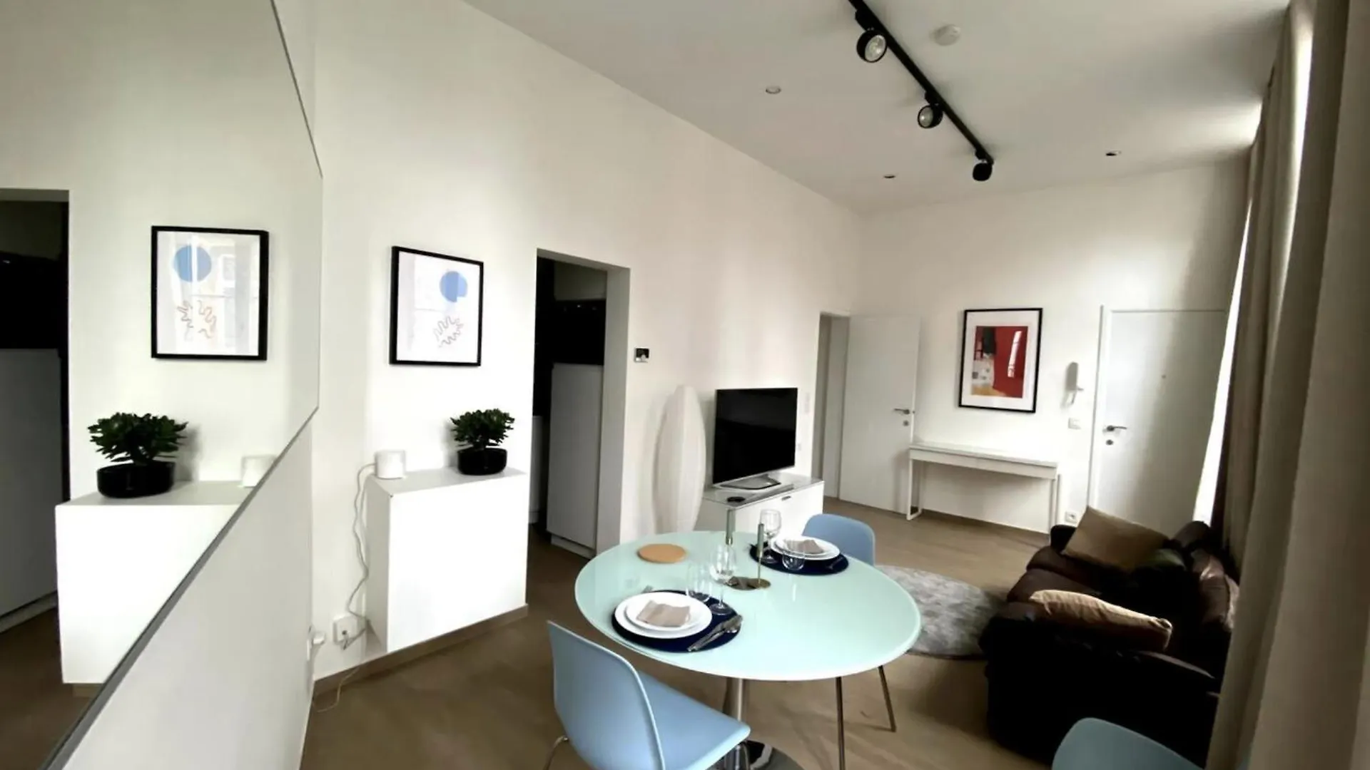 Fully Furnished And Modern Flat - Brussels Center Apartamento