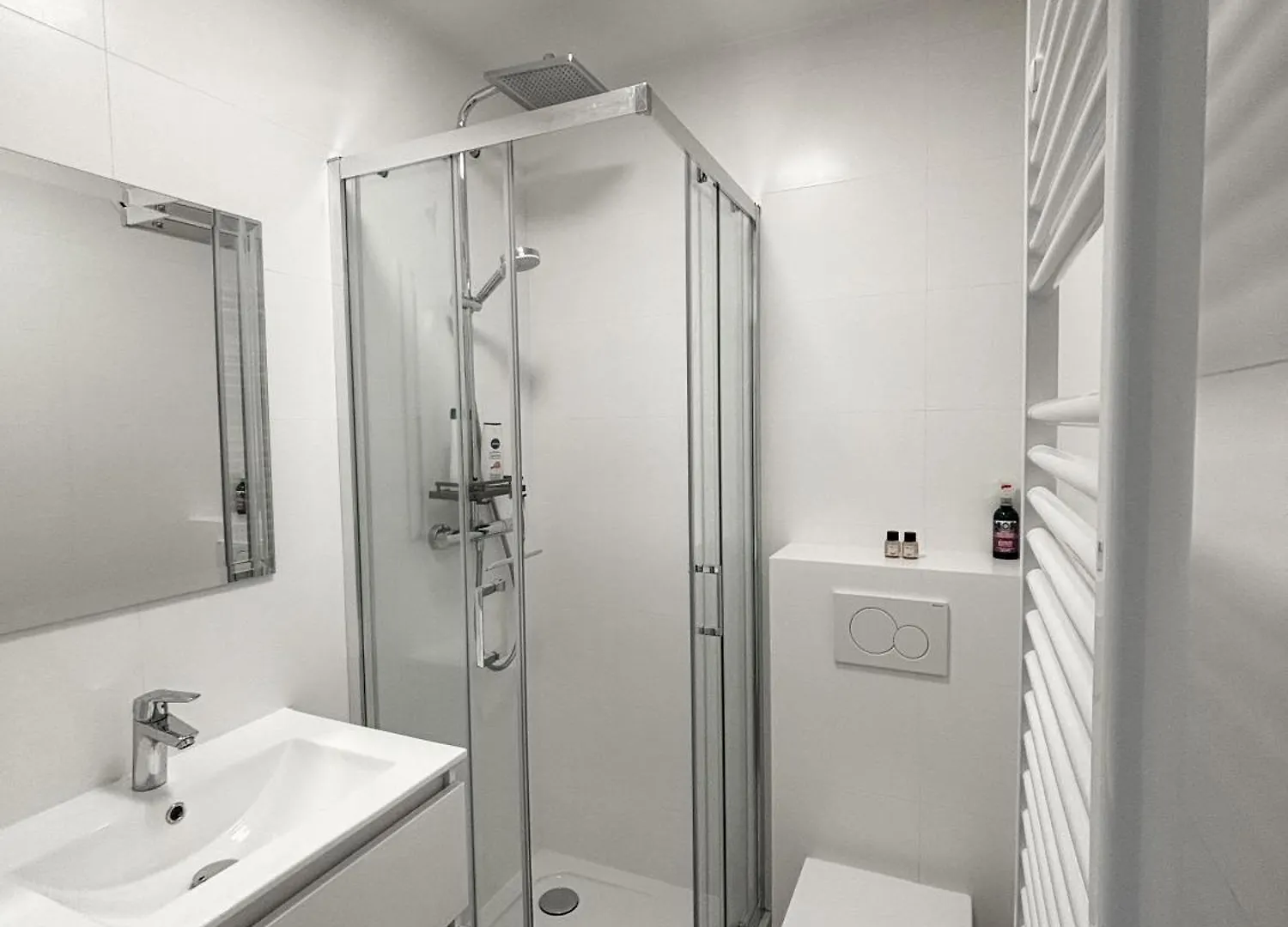 Fully Furnished And Modern Flat - Brussels Center Apartment Belgium